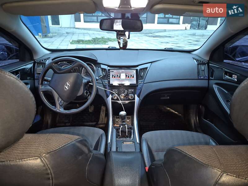 Седан Hyundai Sonata 2010 в Киеве