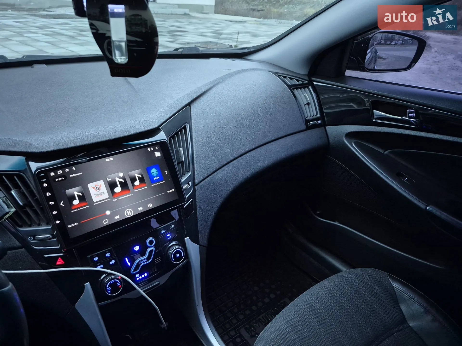 2010 Hyundai Sonata - мініатюра 38
