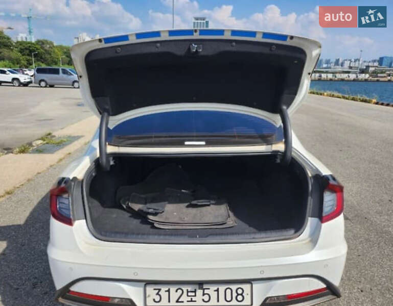 Седан Hyundai Sonata 2022 в Киеве