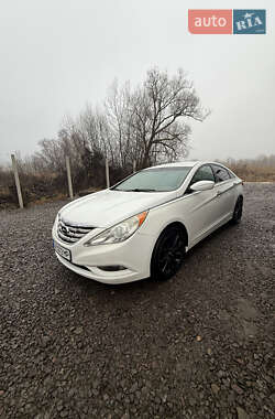 Седан Hyundai Sonata 2011 в Богодухове