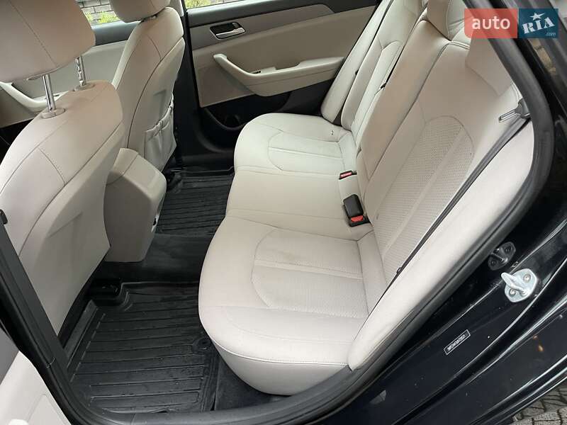 Седан Hyundai Sonata 2018 в Стрые