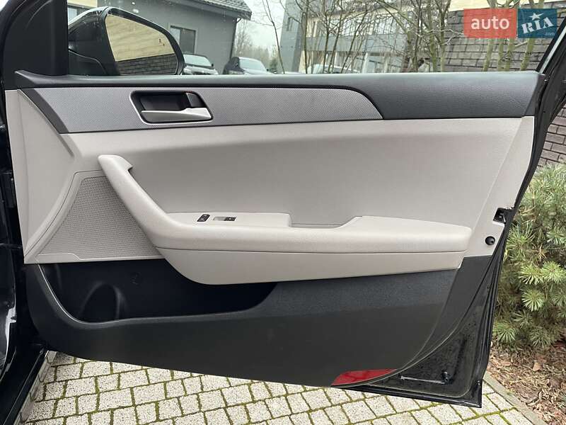 Седан Hyundai Sonata 2018 в Стрые