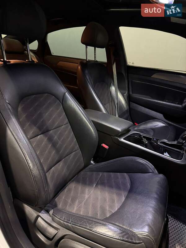 Седан Hyundai Sonata 2017 в Луцке