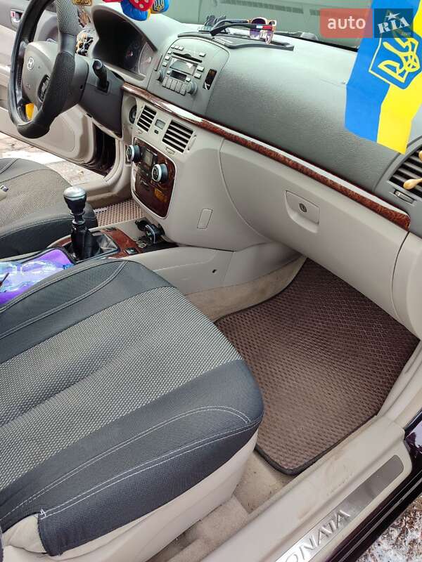 Седан Hyundai Sonata 2006 в Драбове