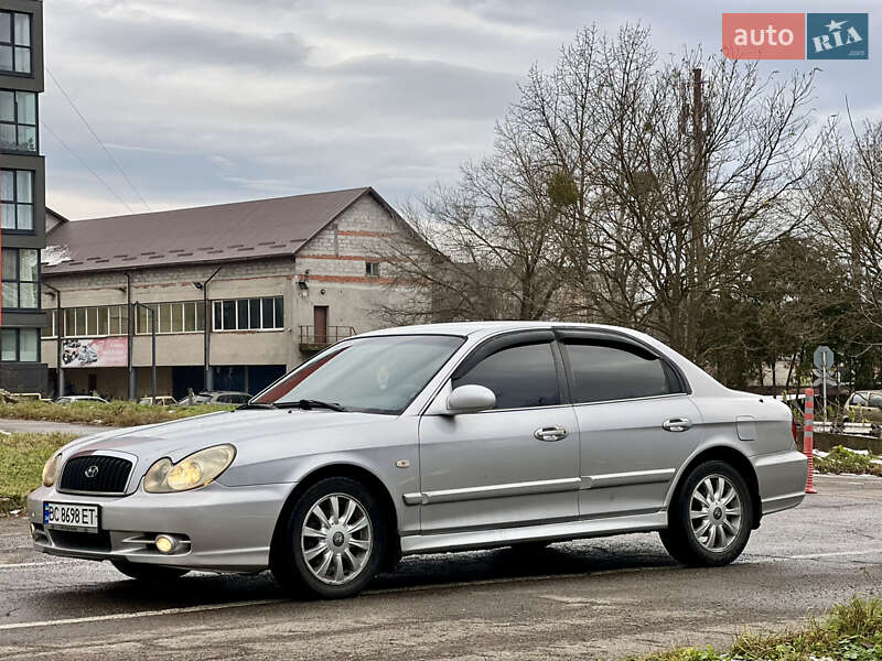 Седан Hyundai Sonata 2002 в Львові