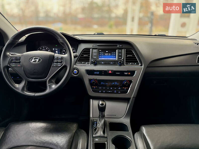 Седан Hyundai Sonata 2015 в Днепре