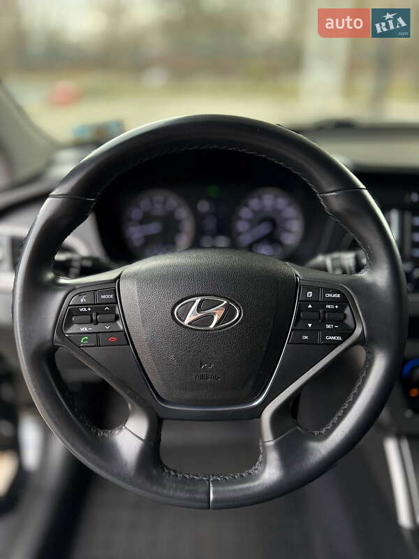 Седан Hyundai Sonata 2015 в Днепре