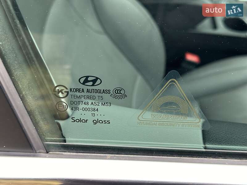 Седан Hyundai Sonata 2013 в Києві фото 16 Седан Hyundai Sonata 2013 в Києві