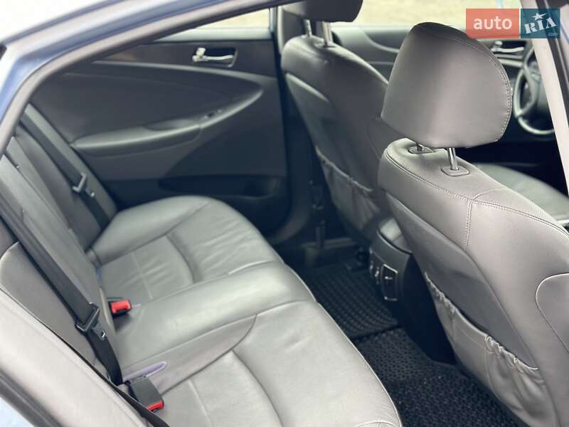 Седан Hyundai Sonata 2013 в Києві фото 38 Седан Hyundai Sonata 2013 в Києві