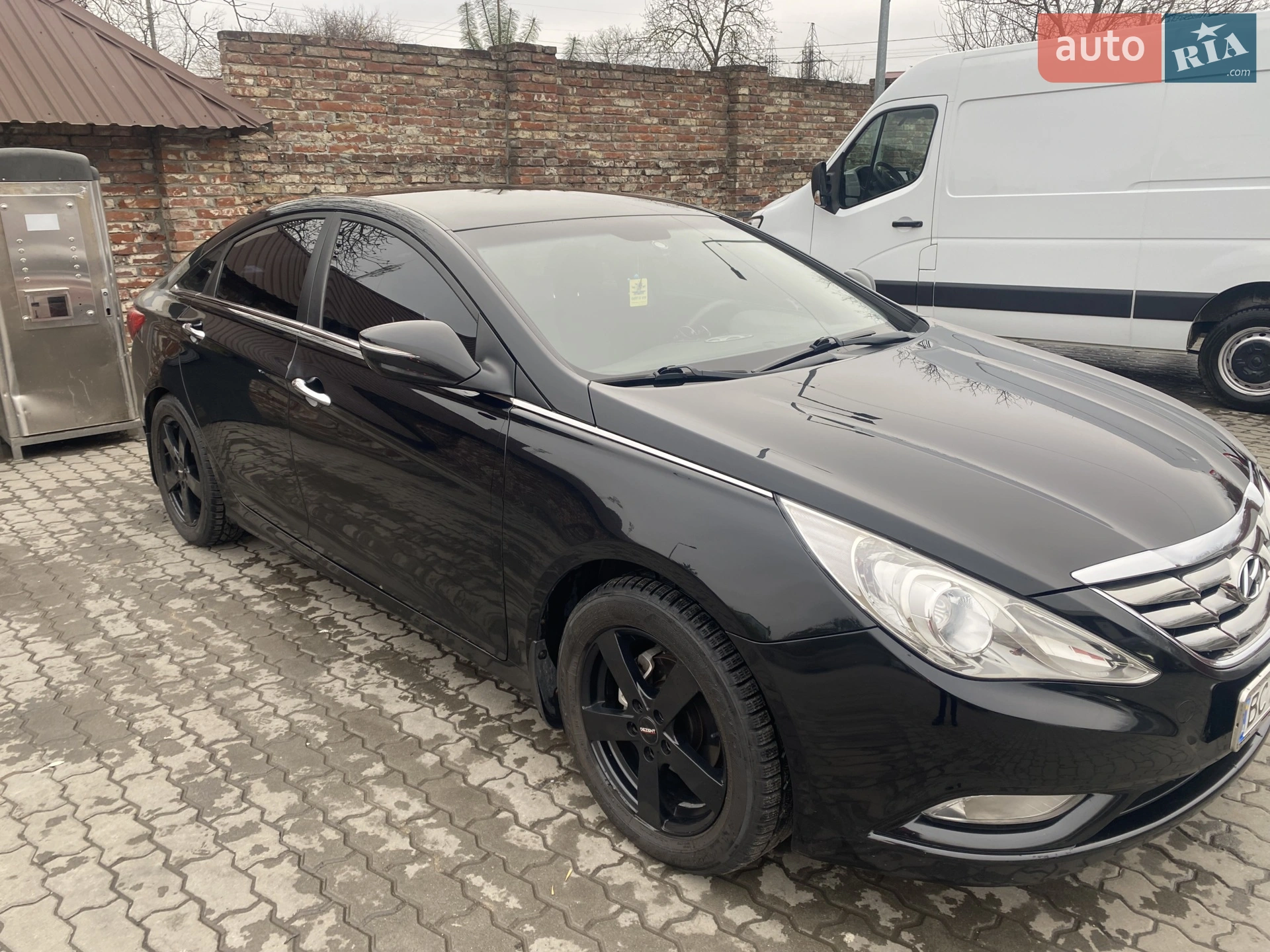 2010 Hyundai Sonata - мініатюра 4
