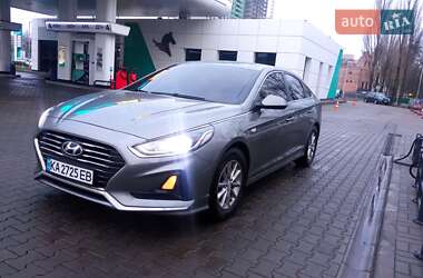 Седан Hyundai Sonata 2017 в Киеве