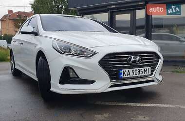 Седан Hyundai Sonata 2017 в Киеве