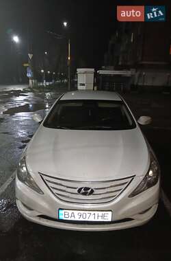 Седан Hyundai Sonata 2010 в Знаменке