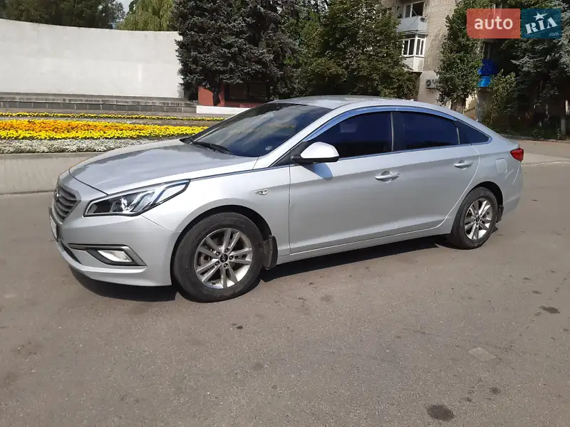 Hyundai Sonata 2015 VIN KMHE341DBFA122153 фото оголошення 11 з 49