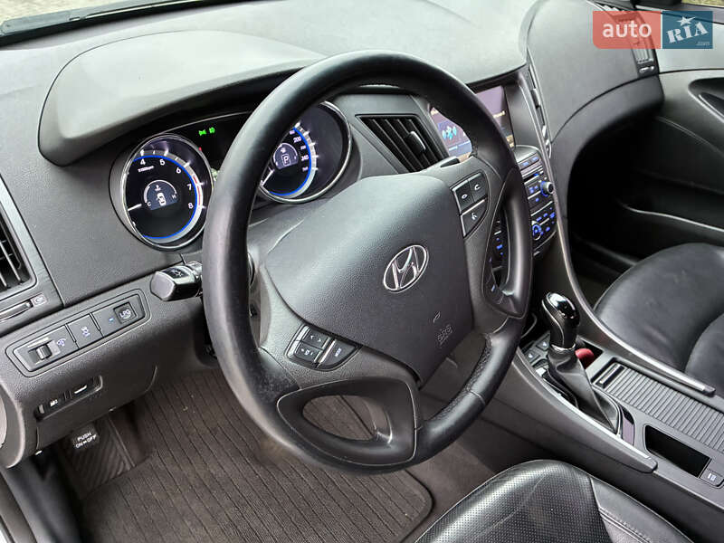 Седан Hyundai Sonata 2013 в Одесі
