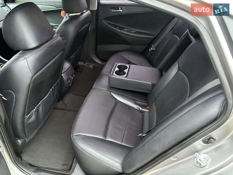 Седан Hyundai Sonata 2013 в Одесі