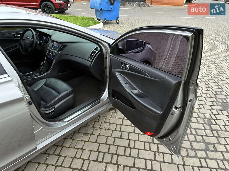 Седан Hyundai Sonata 2013 в Одесі