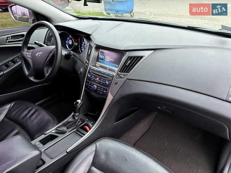 Седан Hyundai Sonata 2013 в Одесі