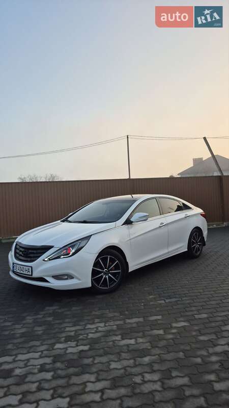 Hyundai Sonata 2011