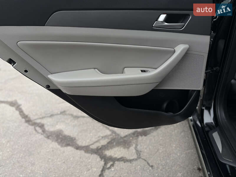 Седан Hyundai Sonata 2015 в Вінниці