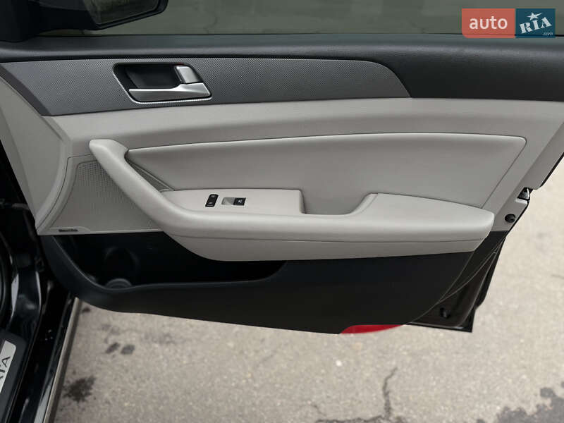 Седан Hyundai Sonata 2015 в Вінниці