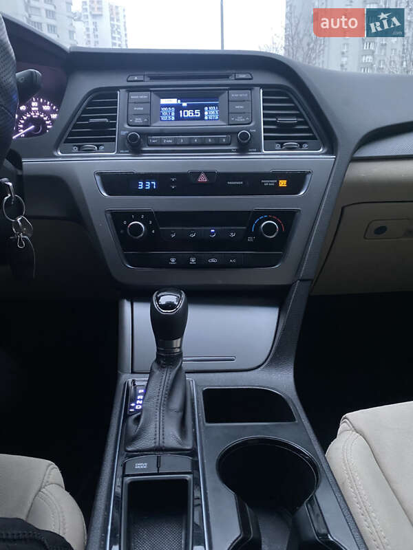 Седан Hyundai Sonata 2015 в Києві