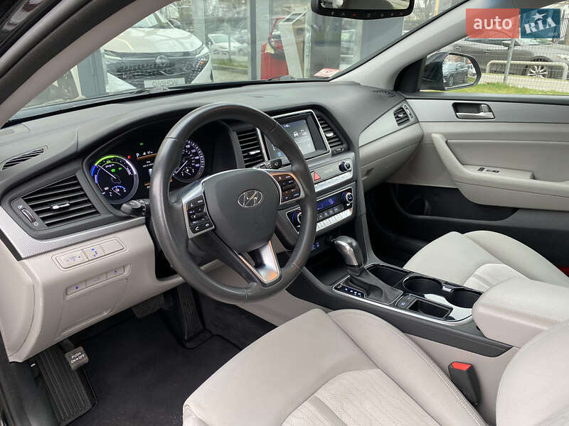 Седан Hyundai Sonata 2019 в Одесі
