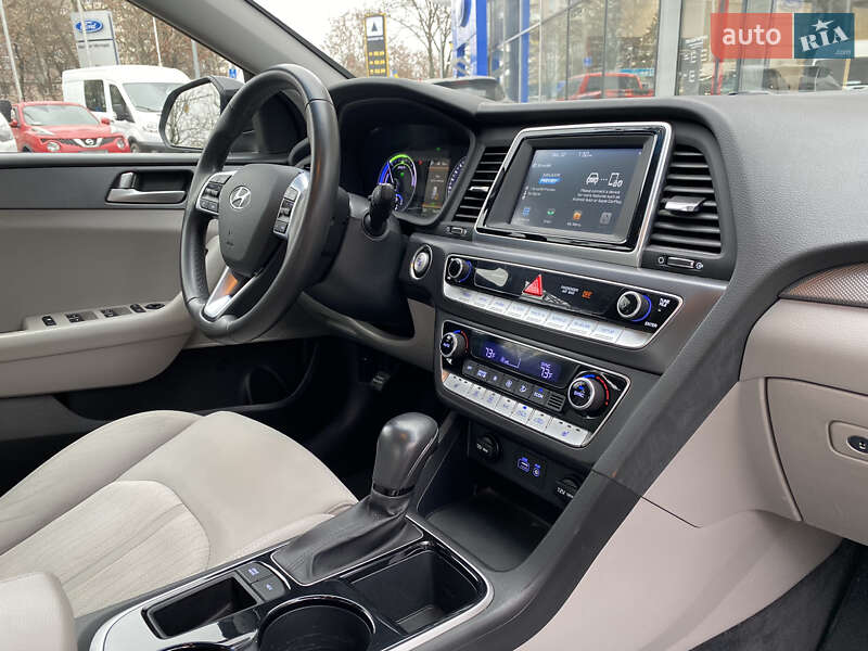 Седан Hyundai Sonata 2019 в Одесі