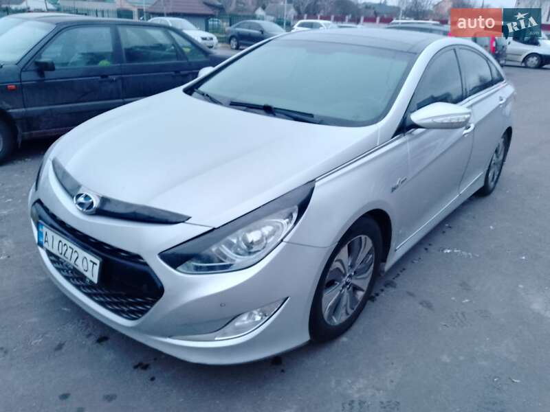 Седан Hyundai Sonata 2012 в Буче