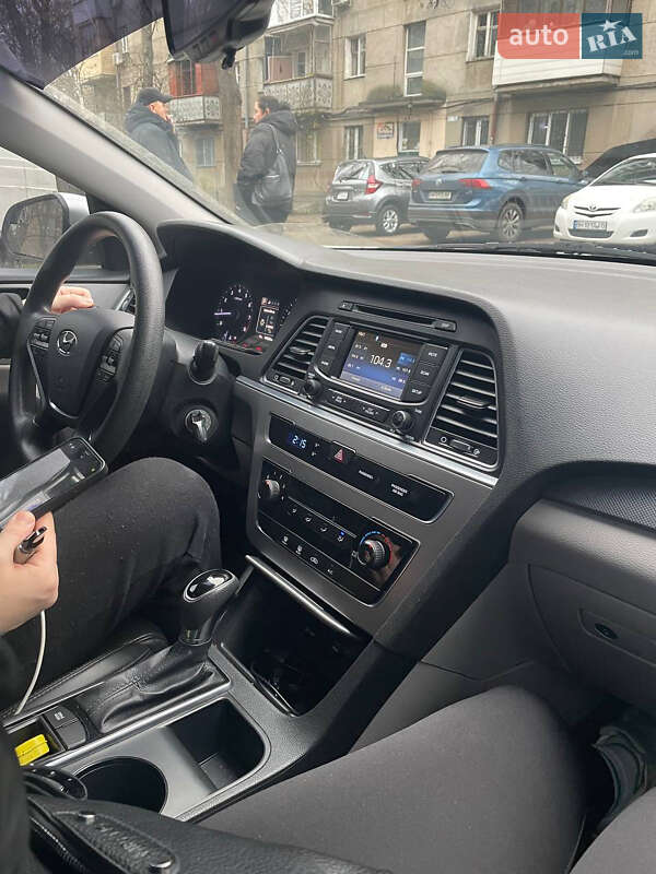 Седан Hyundai Sonata 2015 в Одессе