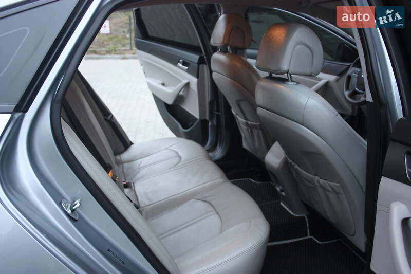 Седан Hyundai Sonata 2015 в Івано-Франківську