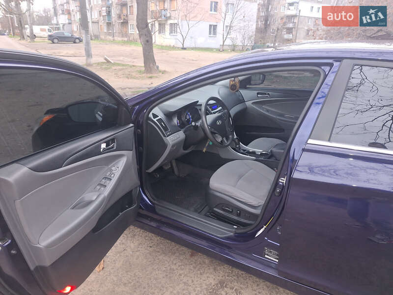 Седан Hyundai Sonata 2012 в Николаеве