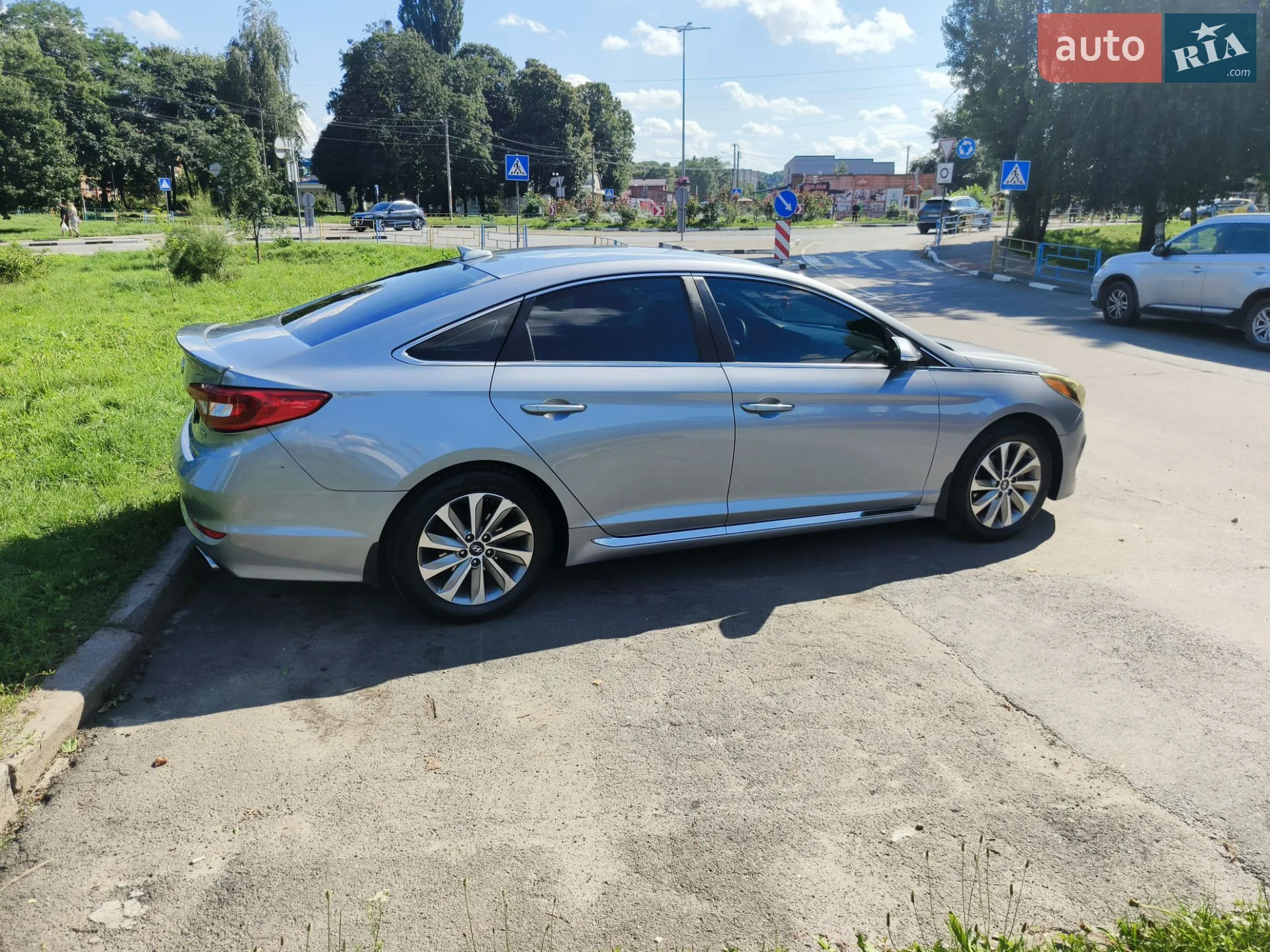 2015 Hyundai Sonata - мініатюра 16