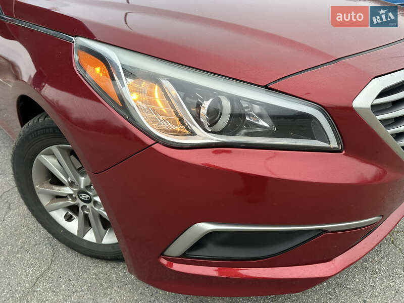 Седан Hyundai Sonata 2016 в Ічні