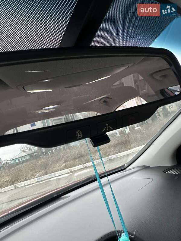 Седан Hyundai Sonata 2016 в Ічні