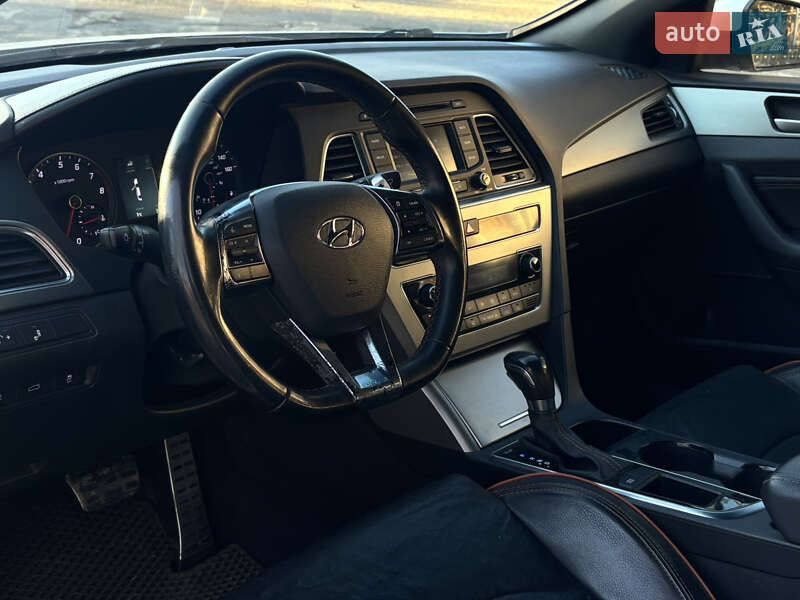 Седан Hyundai Sonata 2014 в Миколаєві