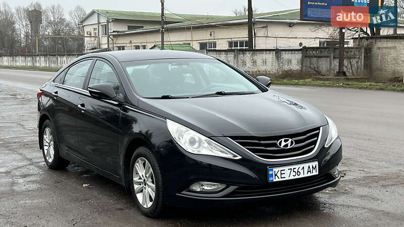 Hyundai Sonata 2011