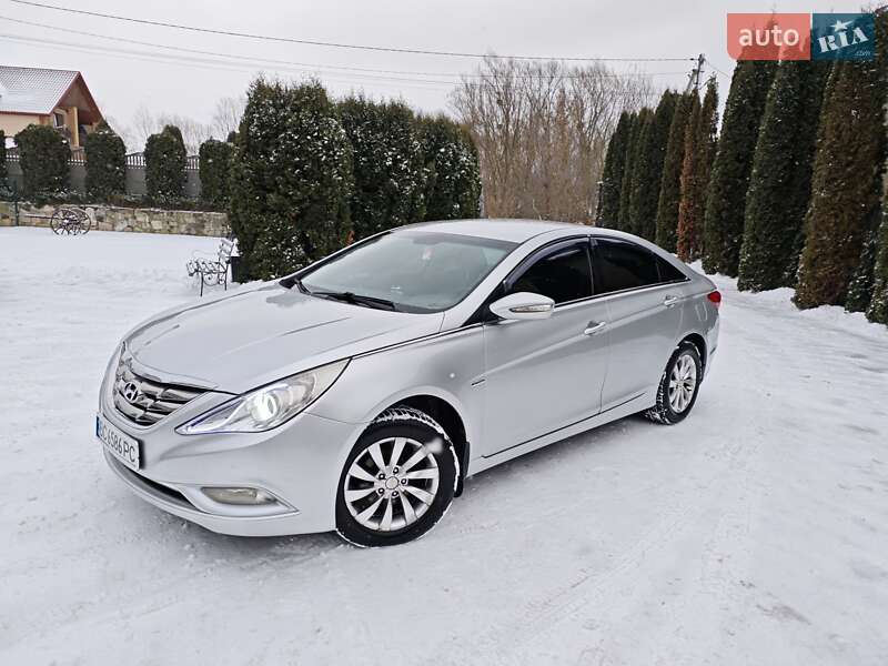 Hyundai Sonata 2012