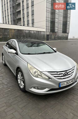 Седан Hyundai Sonata 2010 в Днепре