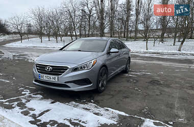 Седан Hyundai Sonata 2015 в Южноукраинске