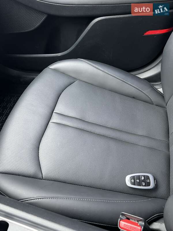 Седан Hyundai Sonata 2021 в Ирпене