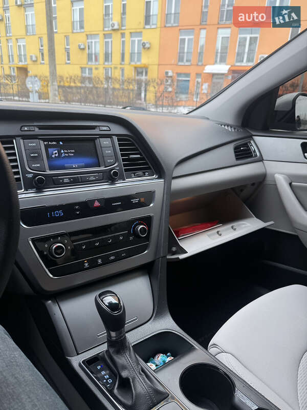 Седан Hyundai Sonata 2015 в Киеве
