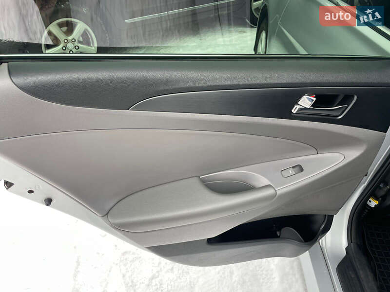 Седан Hyundai Sonata 2014 в Харкові