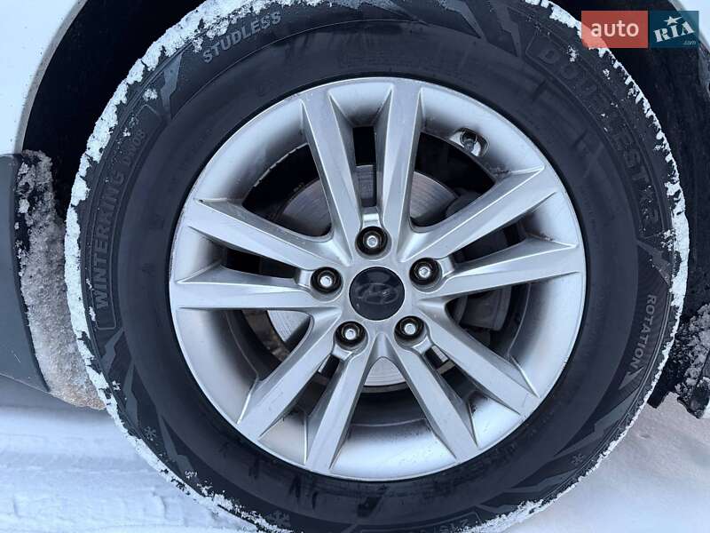 Седан Hyundai Sonata 2014 в Киеве фото 10 Седан Hyundai Sonata 2014 в Киеве