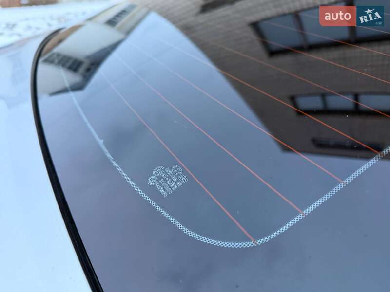 Седан Hyundai Sonata 2014 в Киеве фото 13 Седан Hyundai Sonata 2014 в Киеве