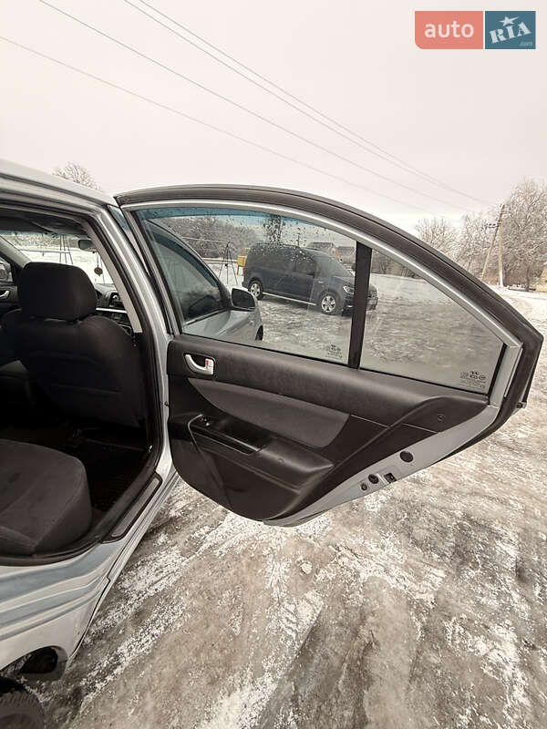 Седан Hyundai Sonata 2007 в Новой Водолаге