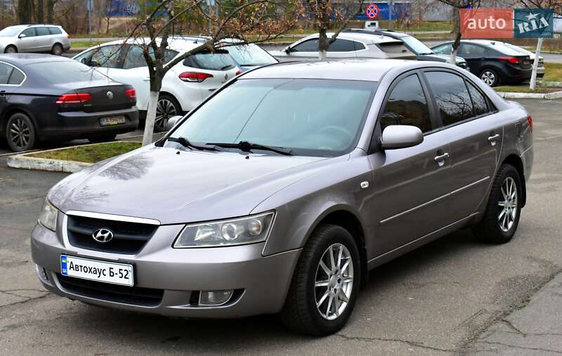 Седан Hyundai Sonata 2006 в Киеве