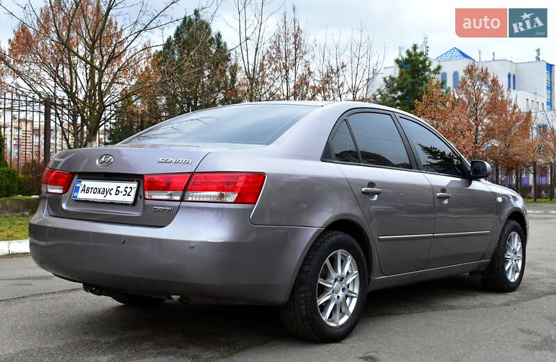 Седан Hyundai Sonata 2006 в Киеве