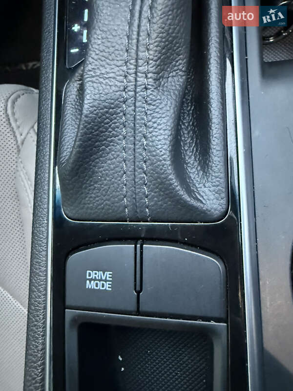 Седан Hyundai Sonata 2016 в Черкассах