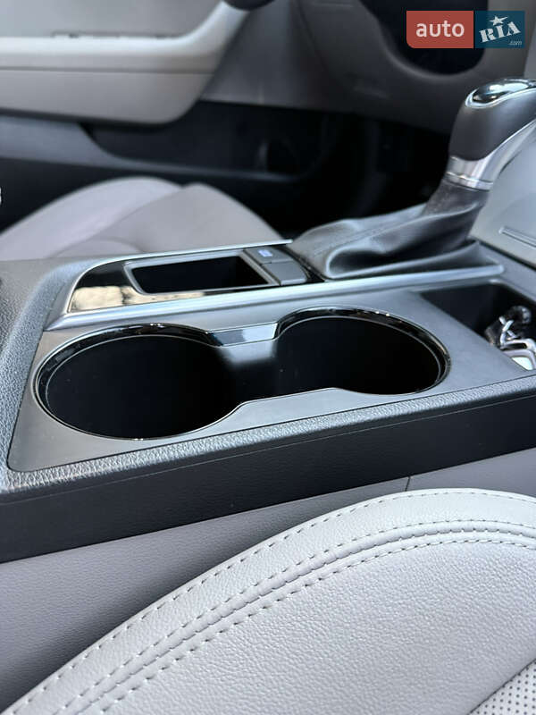 Седан Hyundai Sonata 2016 в Черкассах